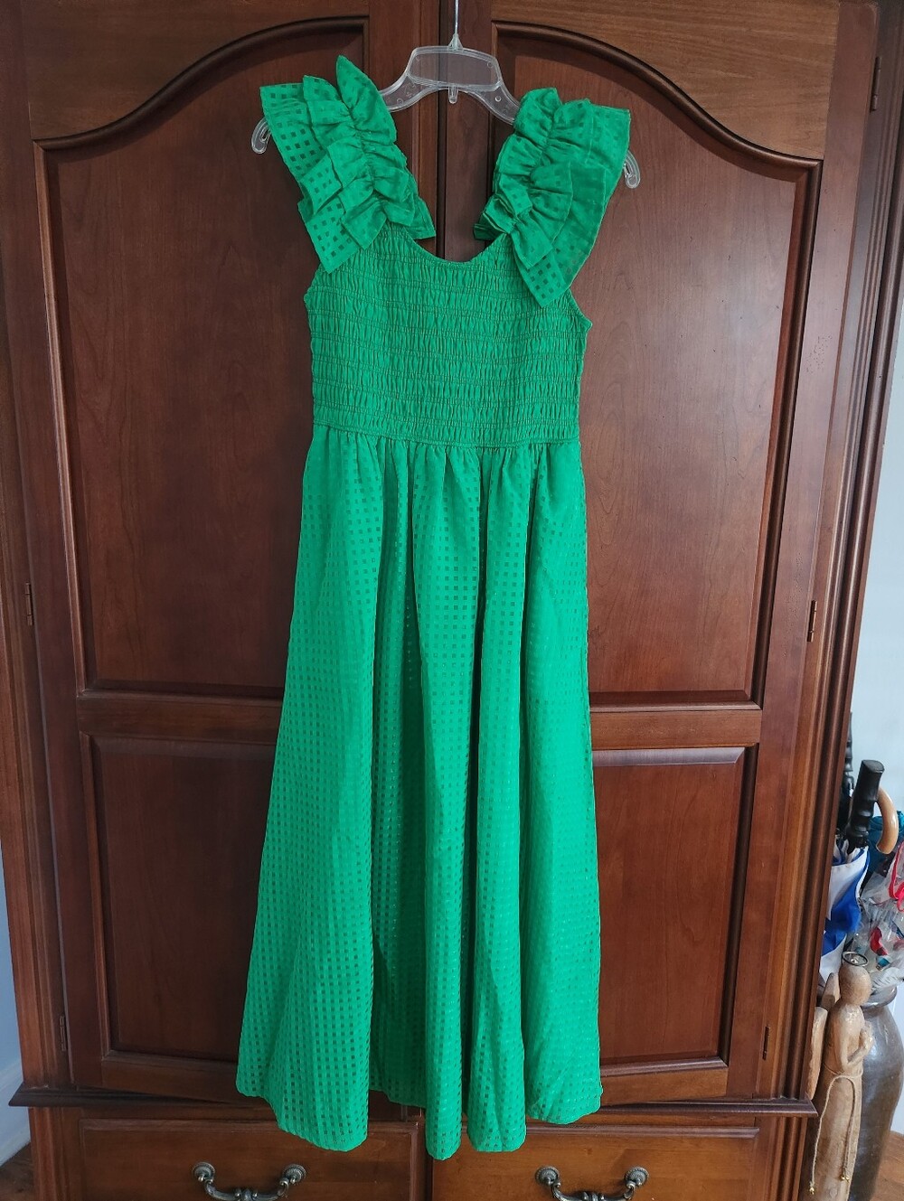 Womens Green Ruffle Shoulder Maxi Dress